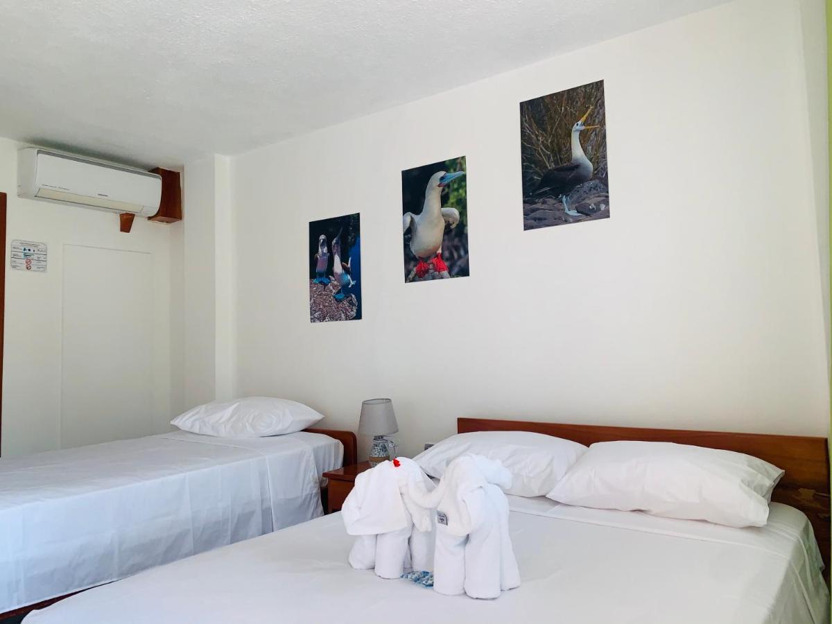 Hostal White House Galapagos Puerto Ayora  Zewnętrze zdjęcie