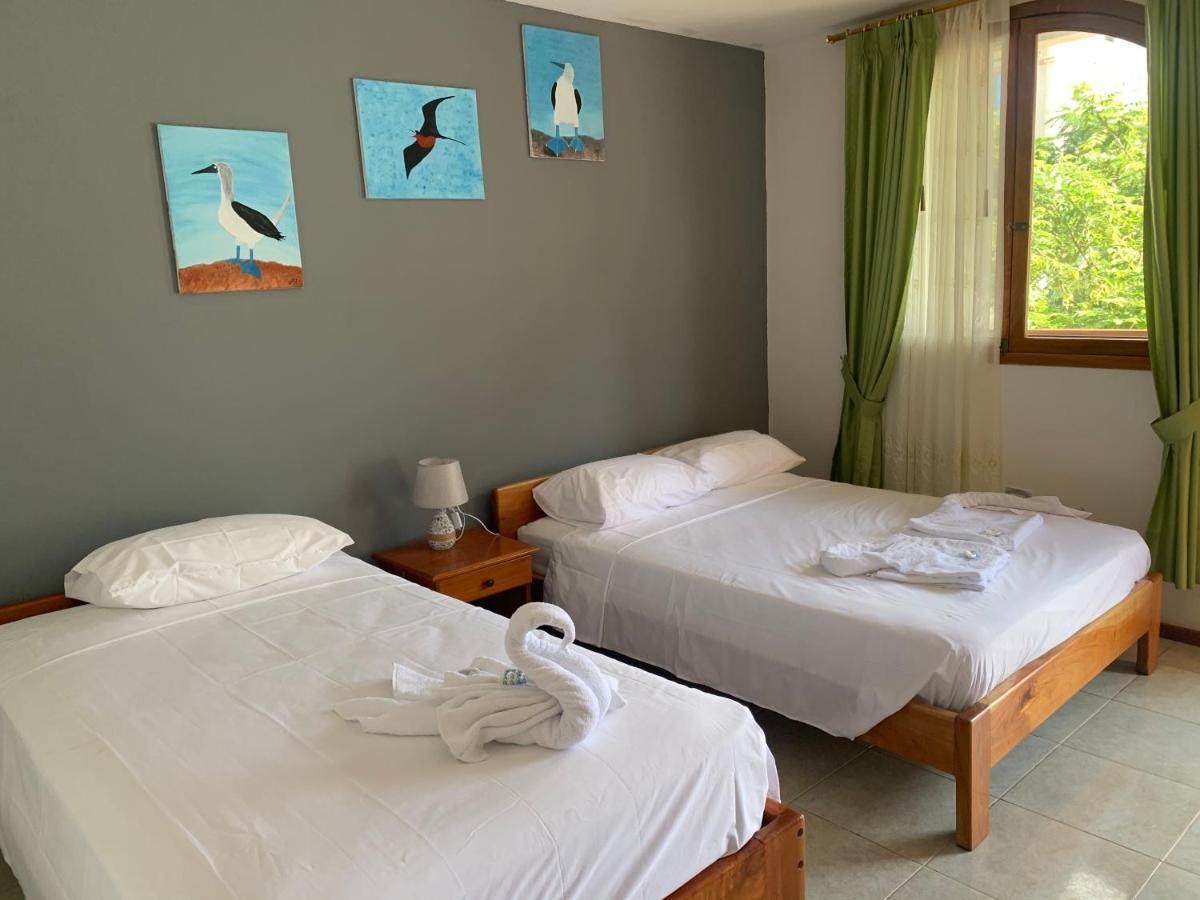 Hostal White House Galapagos Puerto Ayora  Zewnętrze zdjęcie