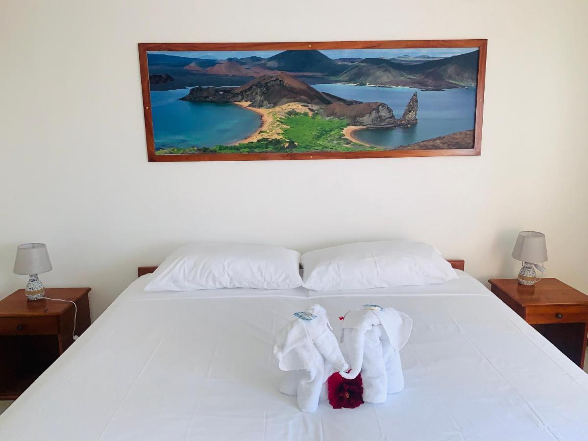 Hostal White House Galapagos Puerto Ayora  Zewnętrze zdjęcie